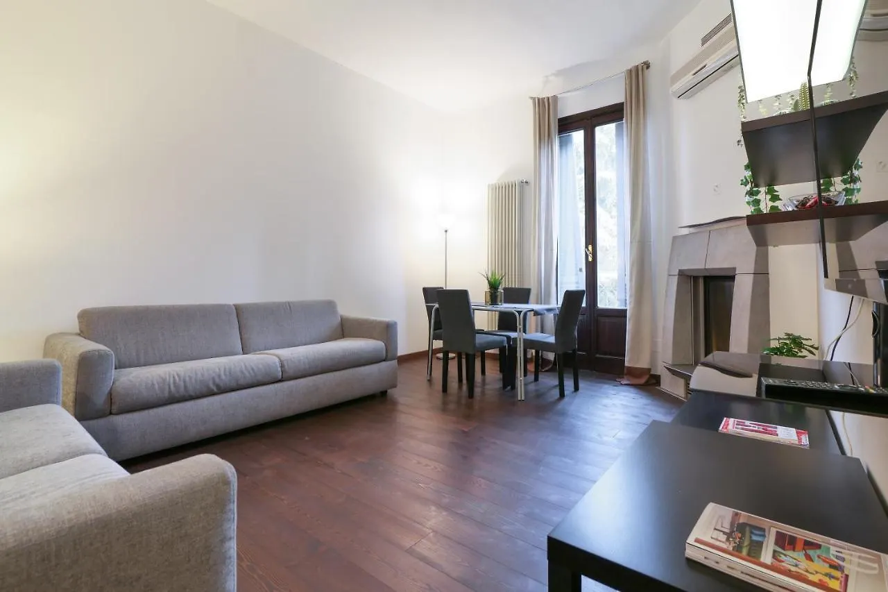 Elegant Apartment In Porta Romana - Tiraboschi Milánó