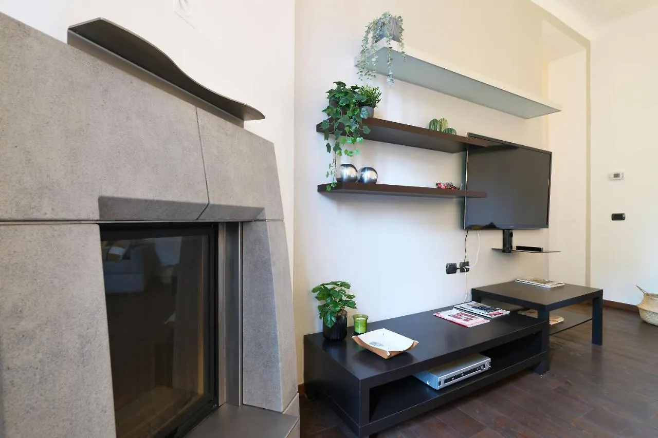 Elegant Apartment In Porta Romana - Tiraboschi Milánó 0*,  Olaszország
